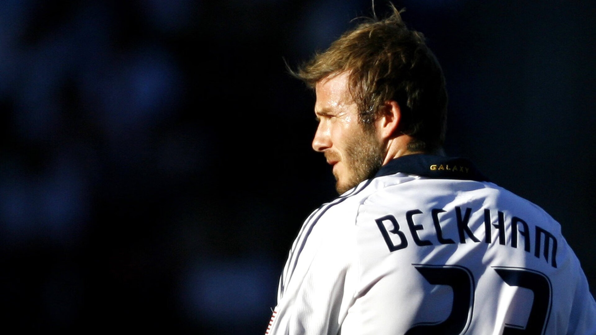 拳击比赛夜场灯光秀引爆全场气氛，拳击夜店