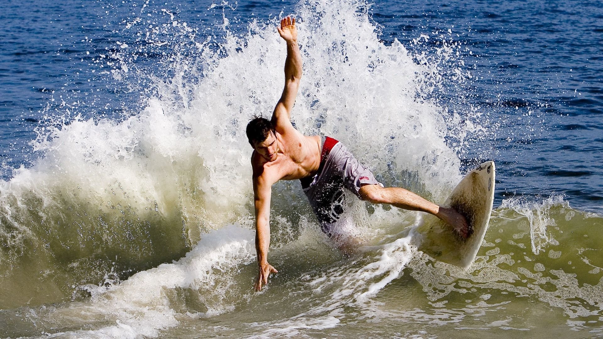 南非仰泳老将状态回暖，南非蛙泳